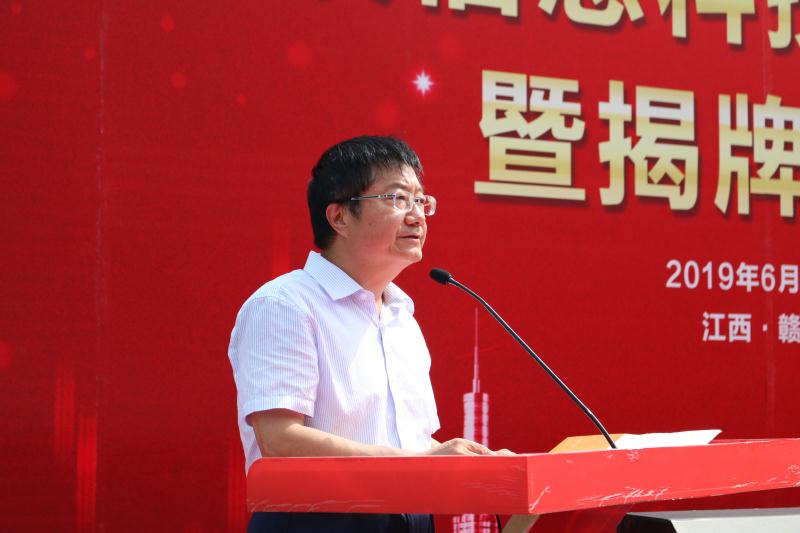 1652519783143689.jpg 1561975232875782.jpg